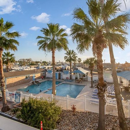 פורט ארנסס Tropic Island Resort מראה חיצוני תמונה
