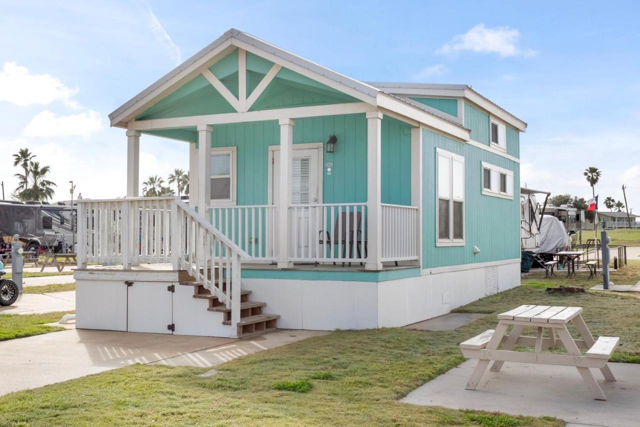 פורט ארנסס Tropic Island Resort מראה חיצוני תמונה